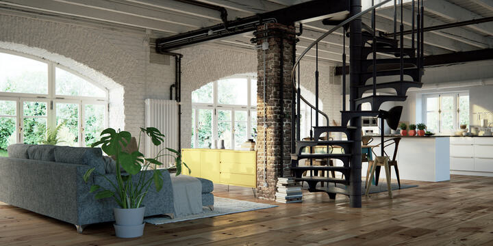 renovierter Altbau mit Bogenfenstern und sichtbarer Installtion